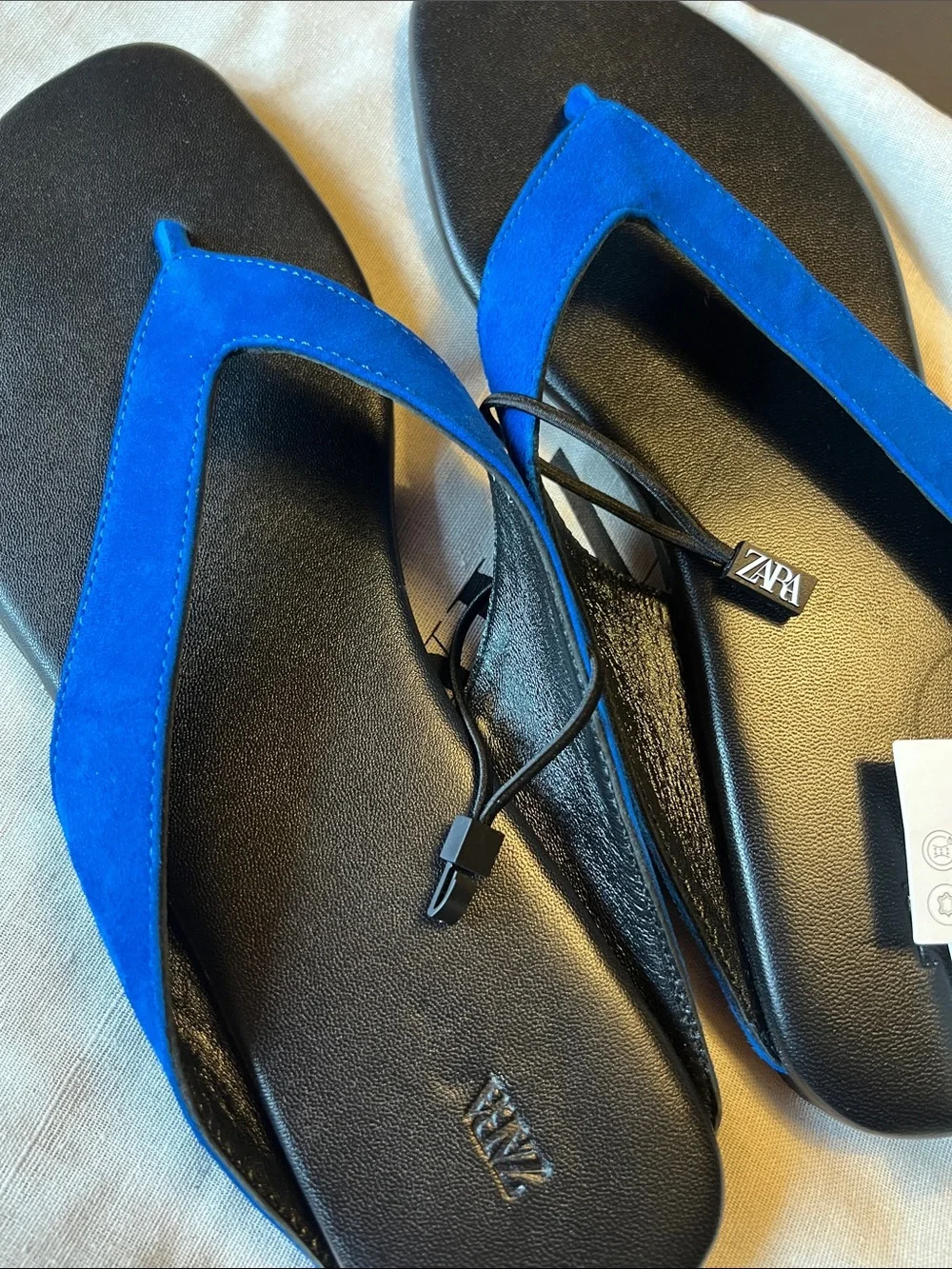 Zara Flat Leather Sandals - Size 9 US Women - New with Tags & Dust Bag - Picture 9 of 15